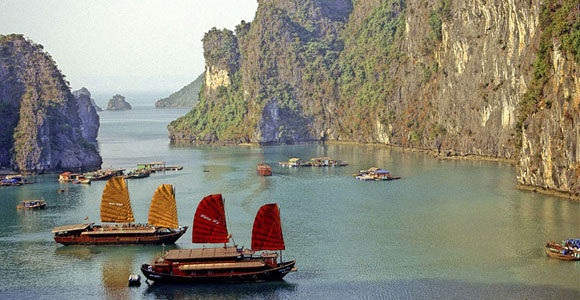 бухта Халонг, Вьетнам